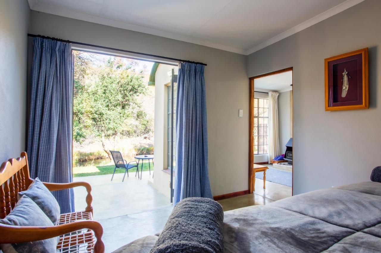 Villa Rivendell Trout Estate à Lydenburg Extérieur photo